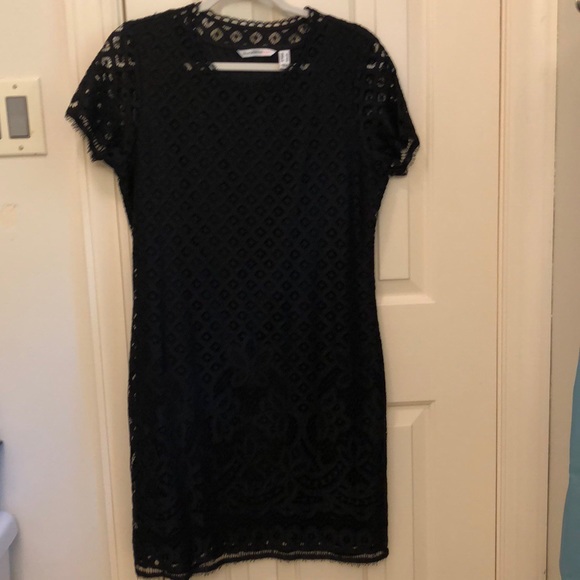 ISSAC-Black lace pull over dress. - Picture 3 of 3